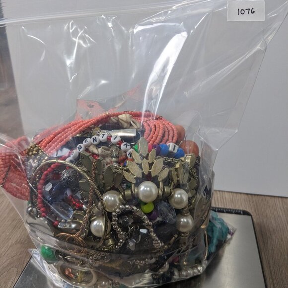 Source Unknown Jewelry - 1076 Wearable/Sellable Jewelry Lot 4-5lbs Mixed Lot Free Shipping